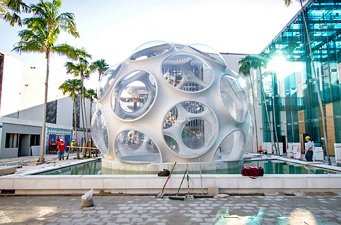 В Майами установили реплику купола Бакминстера Фуллера